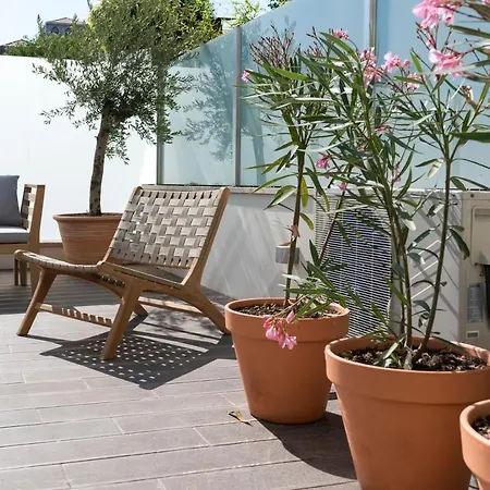 Tripas-coracao, Almada Charming Center