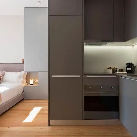 Tripas-coracao, Almada Charming Center