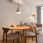 Tripas-coracao, Almada Charming Center