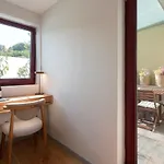 Apartman Tripas-coracao, Almada Charming Center