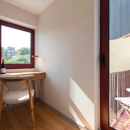 Tripas-coracao, Almada Charming Center Porto