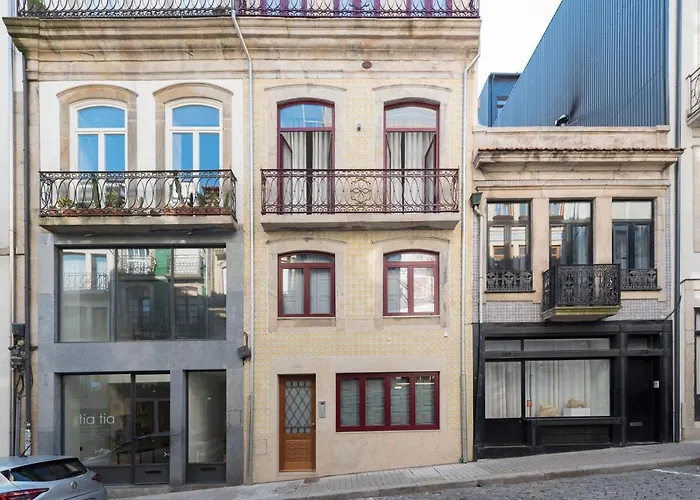 شقة Tripas-coracao, Almada Charming Center *